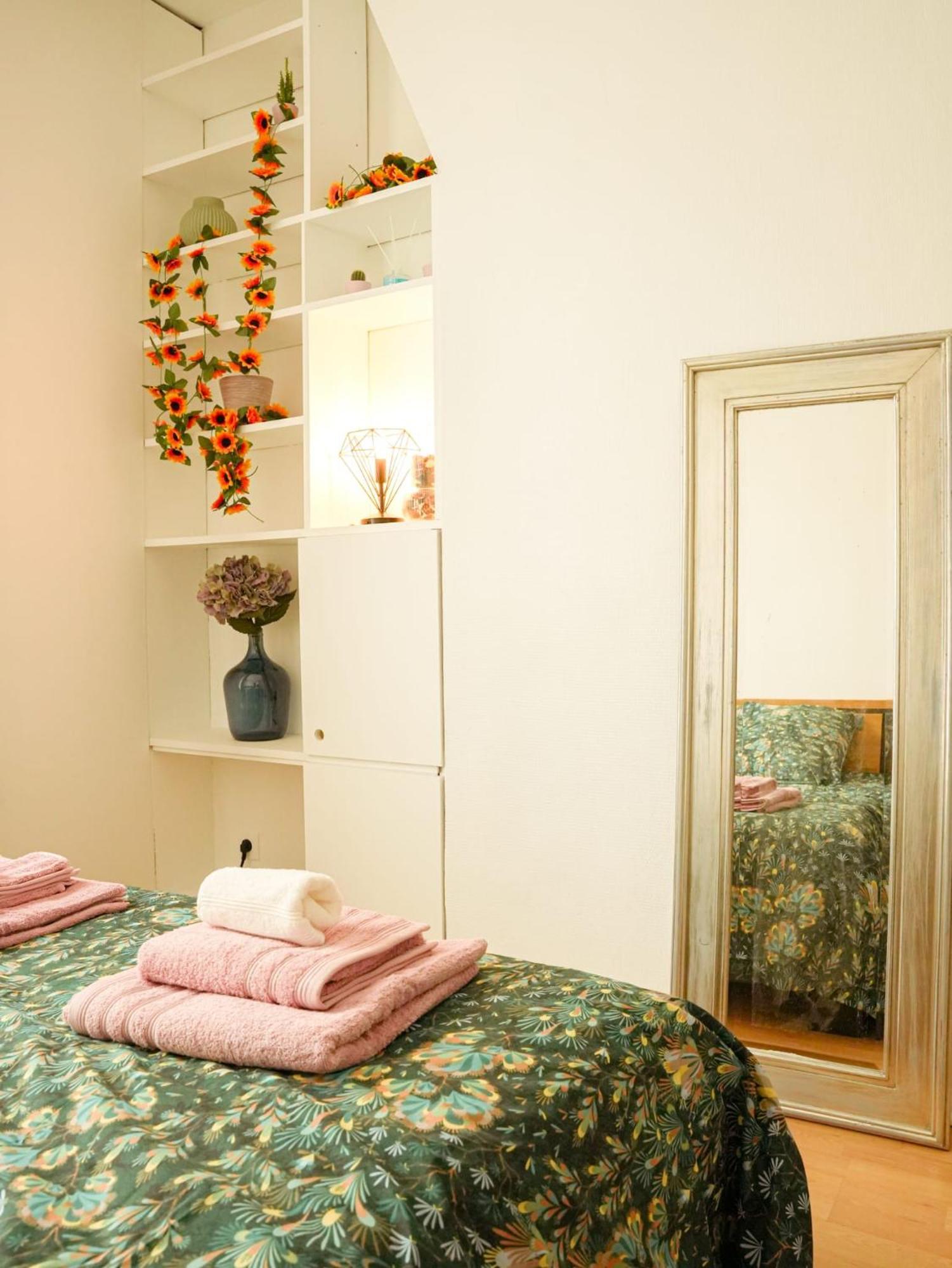 Flower - Metro A 6 Minute Apartment Vanves
